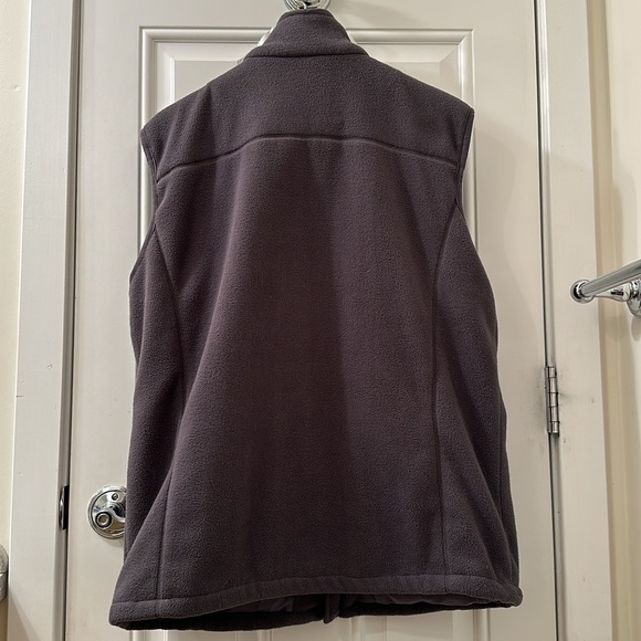 New England Patriots Sleeveless Vest Size S - Picture 5 of 7